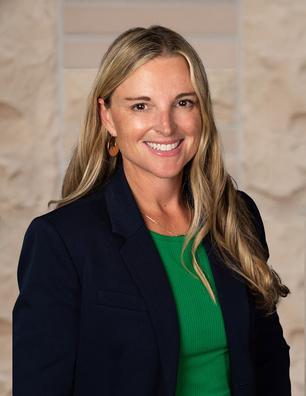 Amie Nangle Headshot