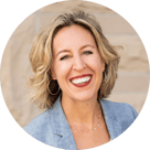 Kate Circle Headshot